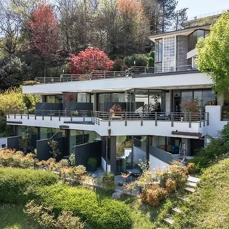 Vista Bed & Breakfast Como