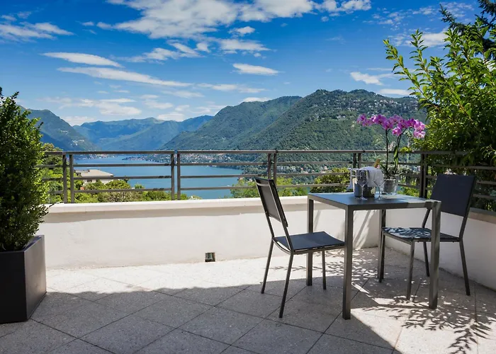 Vista 4* Como
